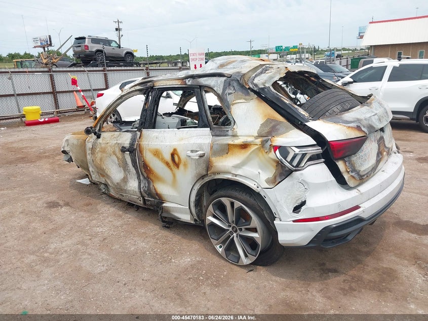 Vin: wa1eecf32m1133590, lot: 45968320, audi q3 premium plus 45 tfsi s line quattro tiptronic 20213