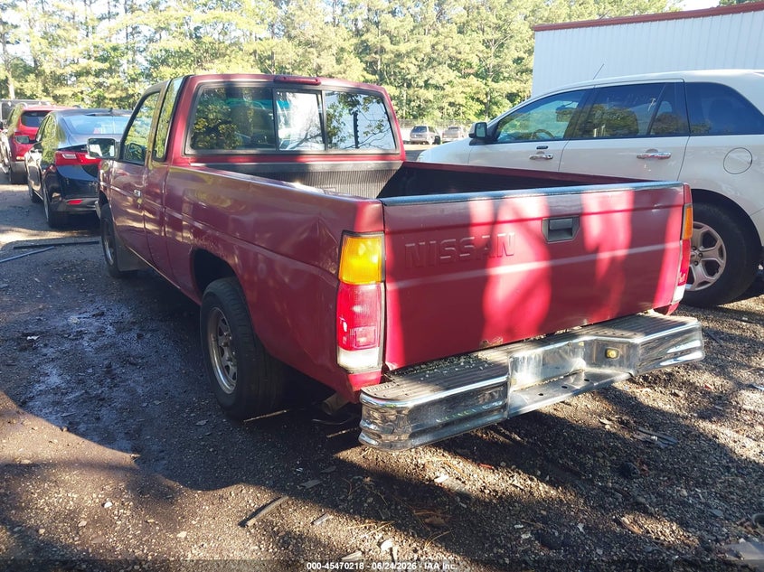 1995 NISSAN TRUCK auction photo 3