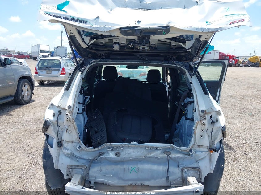 2023 CHEVROLET TRAILBLAZER auction photo 6