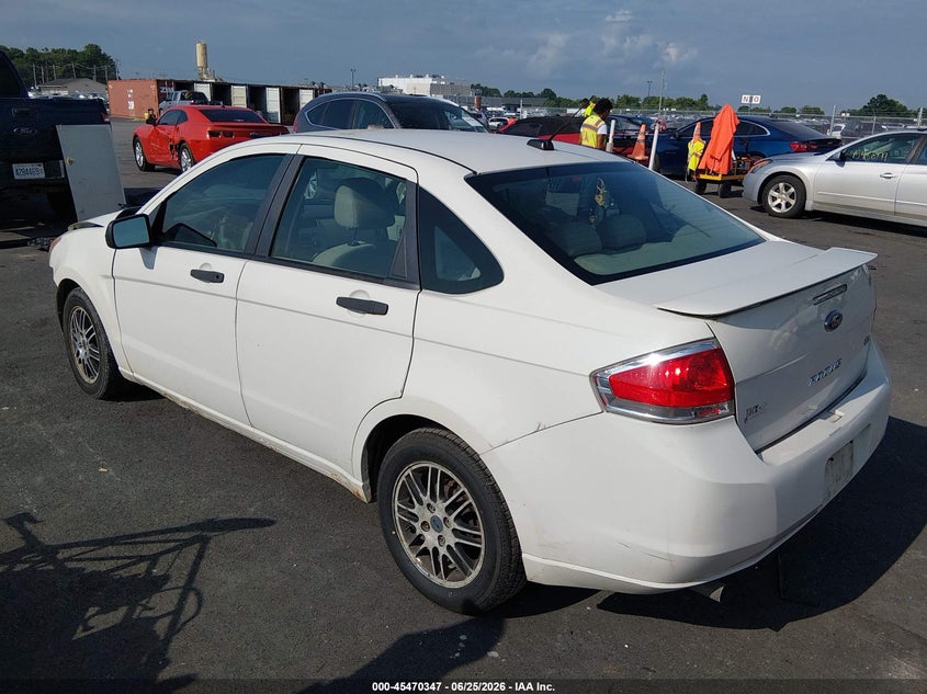 Vin: 1fahp3fn5bw169021, lot: 45968484, ford focus se 20113