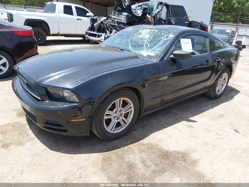 2014 Ford Mustang V6/V6 Premium, Front End, IAAI, VIN 1ZVBP8AMXE5326383 — photo 2