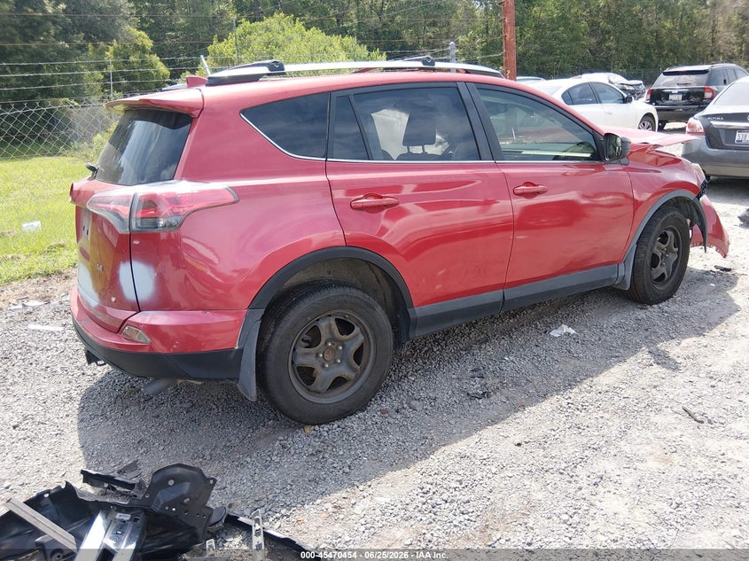 2017 TOYOTA RAV4 auction photo 4