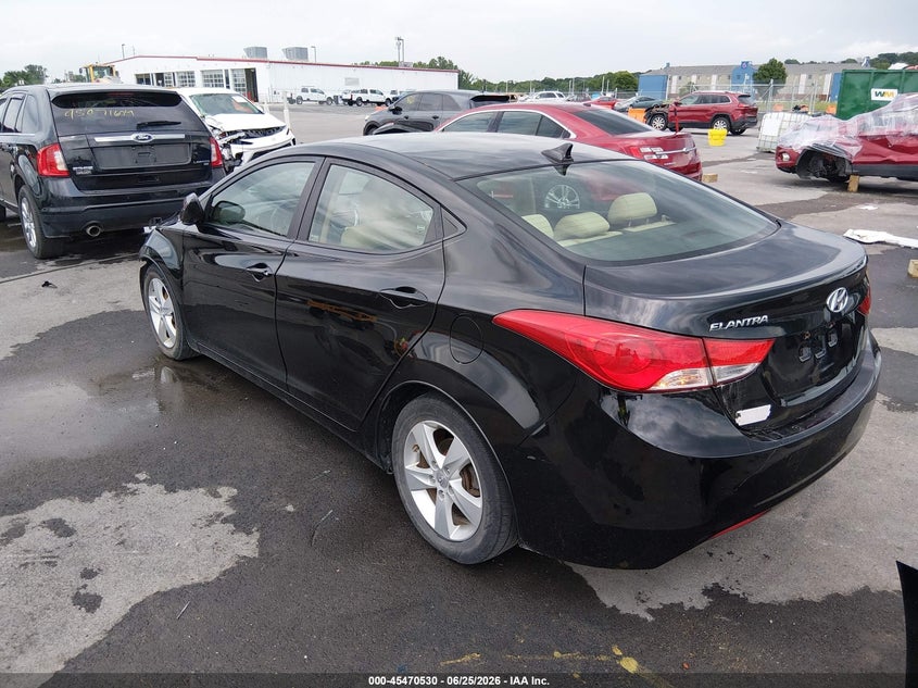 2012 HYUNDAI ELANTRA auction photo 3