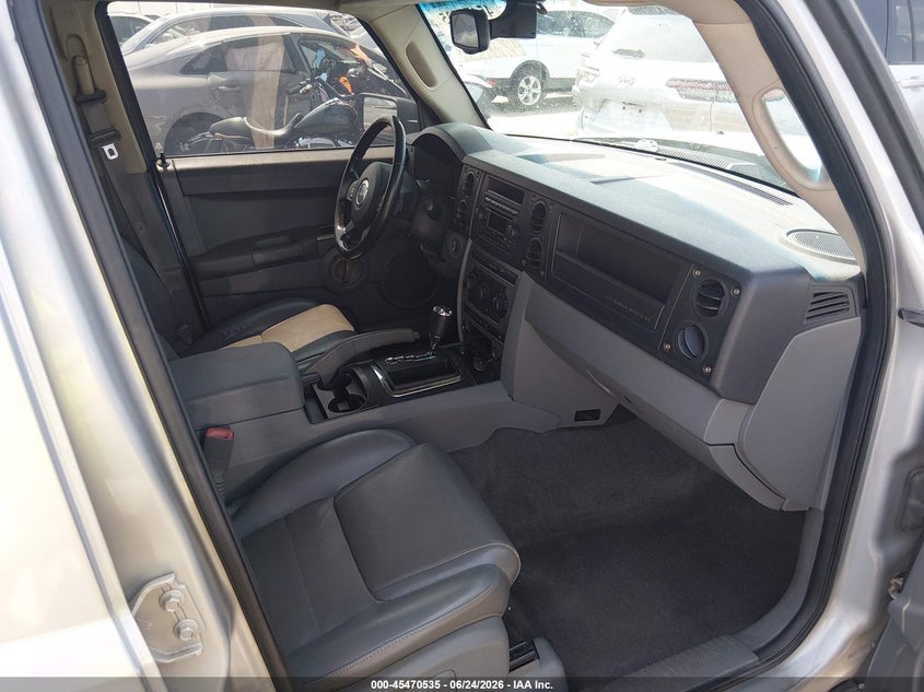 2006 JEEP COMMANDER auction photo 5