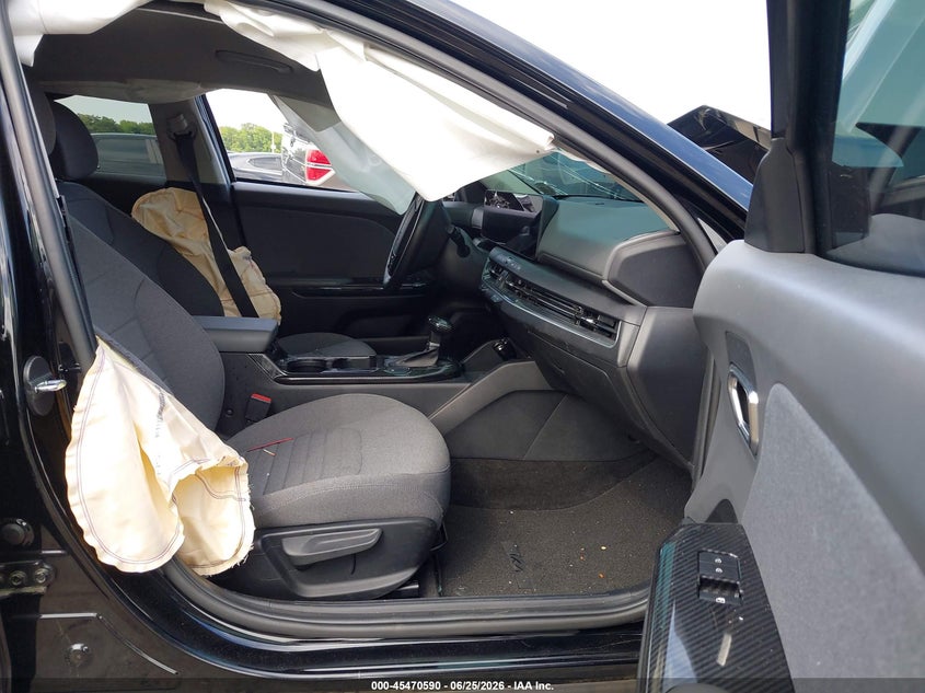 2025 KIA K4 auction photo 5