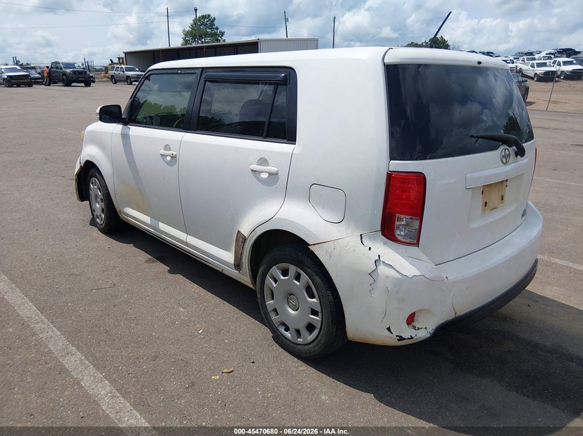 Vin: jtlze4fe3dj045571, lot: 45968817, scion xb 20133