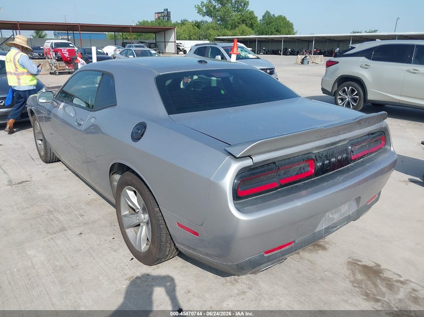 Vin: 2c3cdzag8hh594513, lot: 45968881, dodge challenger sxt 20173