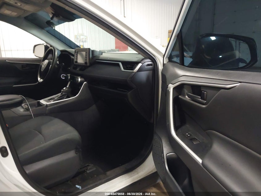 2021 TOYOTA RAV4 auction photo 5