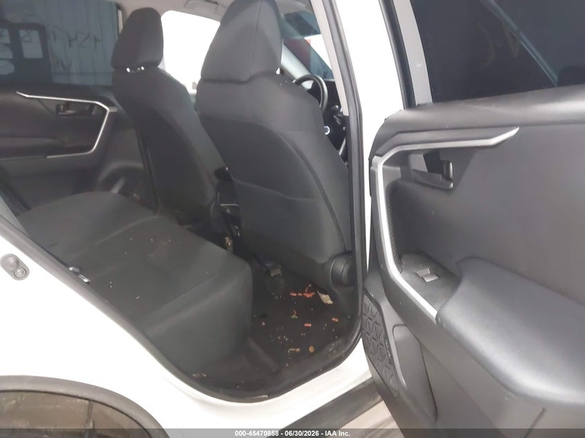 2021 TOYOTA RAV4 auction photo 8
