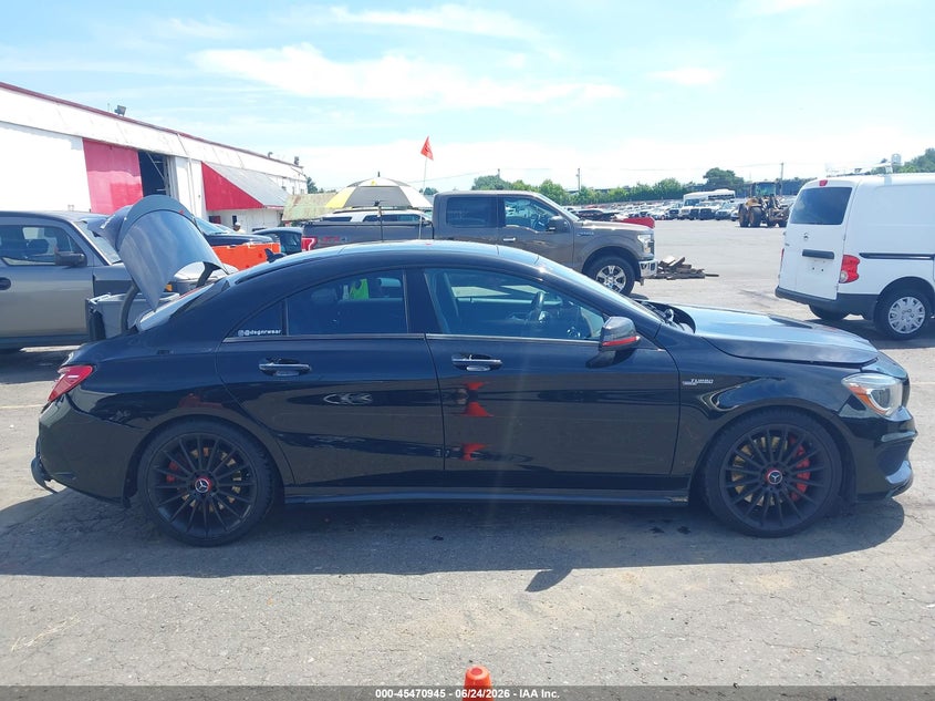 MERCEDES-BENZ CLA 45 AMG - zdjęcie 13