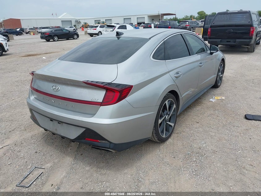 2021 HYUNDAI SONATA auction photo 4