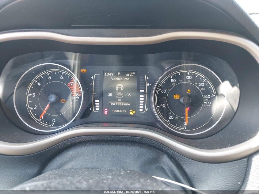 2017 JEEP CHEROKEE auction photo 7
