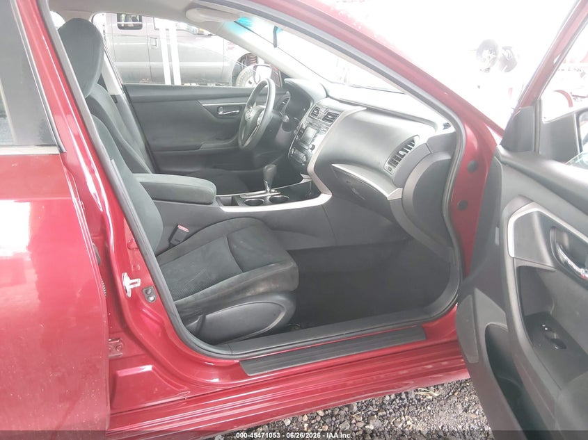 2015 NISSAN ALTIMA auction photo 5