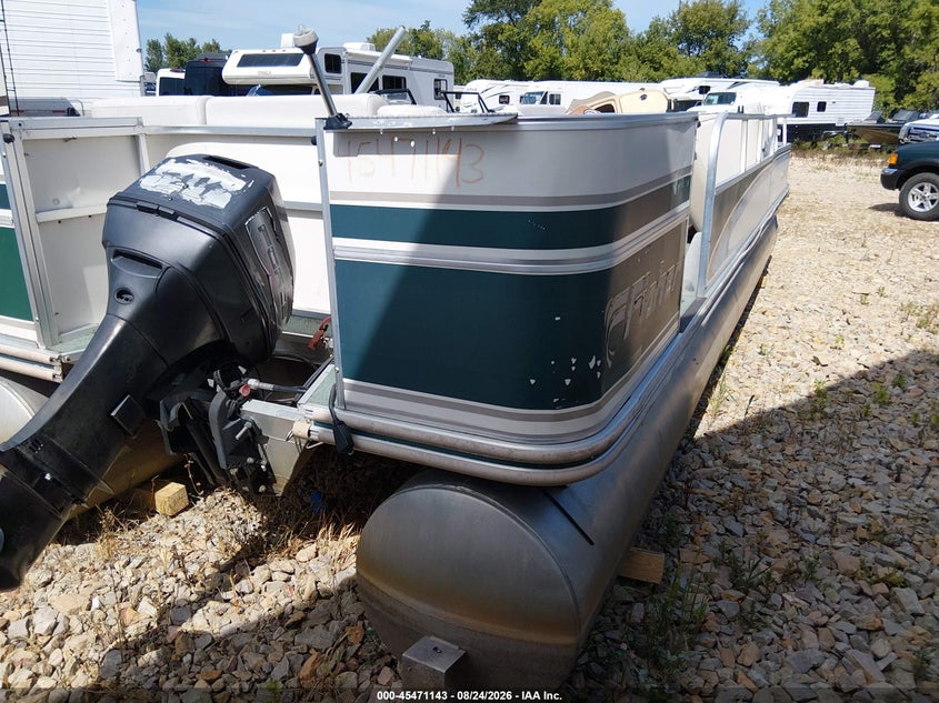 1999 FISHER PONTOON auction photo 4
