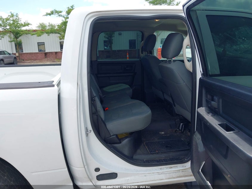 2015 RAM 1500 auction photo 8