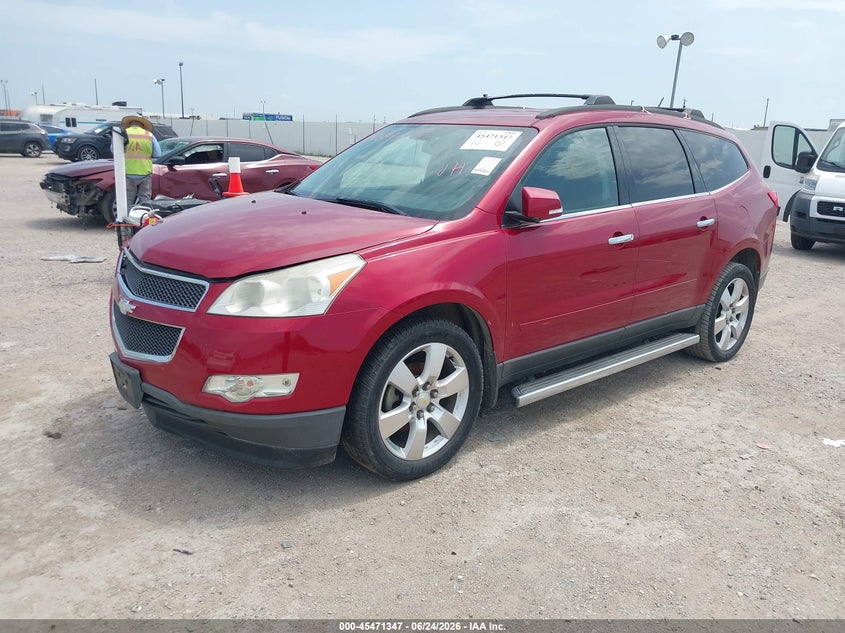 Vin: 1gnkrged0cj384595, lot: 45969484, chevrolet traverse lt w/1lt 20122