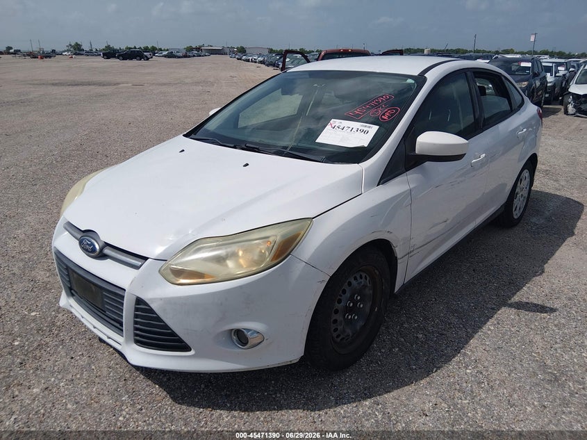 Vin: 1fahp3f23cl186506, lot: 45969527, ford focus se 20122