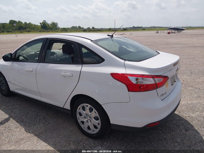 Vin: 1fahp3f23cl186506, lot: 45969527, ford focus se 20123