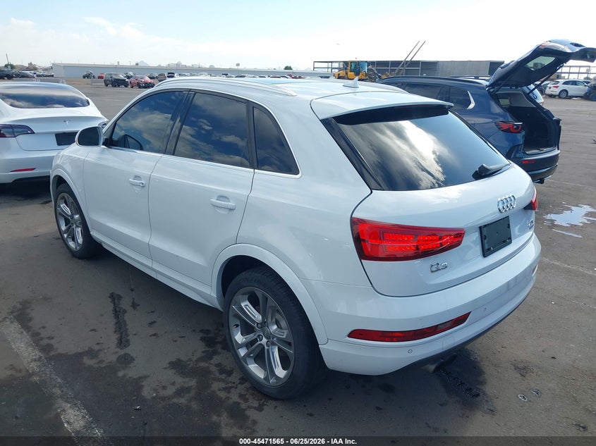 Vin: wa1jccfs7hr011861, lot: 45969702, audi q3 2.0t premium 20173