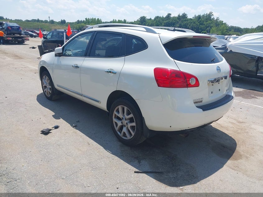 2013 NISSAN ROGUE auction photo 3