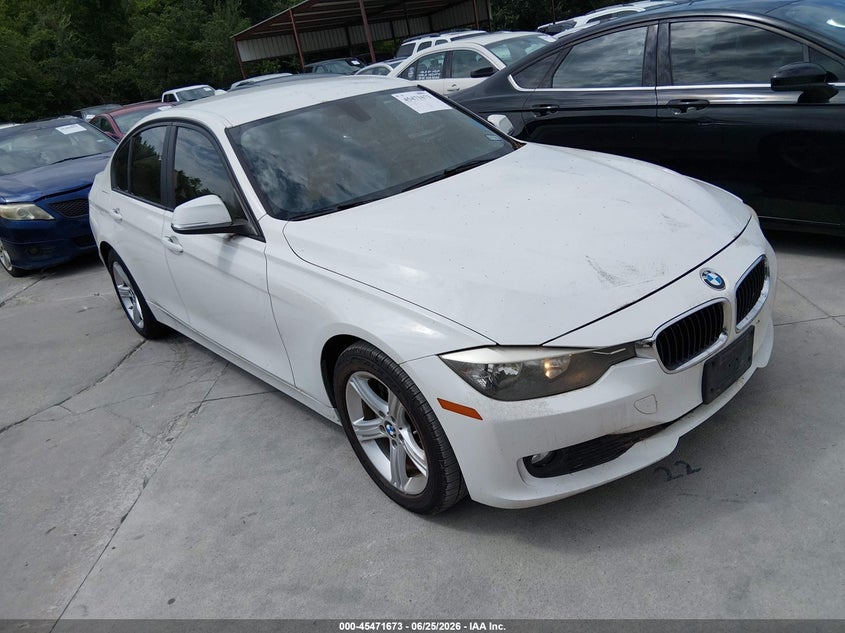 Vin: wba3b1g58ens79610, lot: 45969810, bmw 320i 2014 img_1