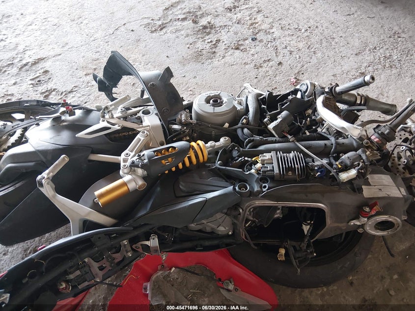2022 Ducati Panigale V2 VIN: ZDMHAATW1NB008436 Lot: 45471696