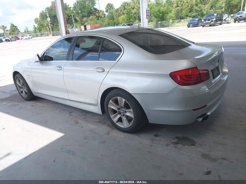 Vin: wbaxg5c5xcdw92213, lot: 45969850, bmw 528i 20123