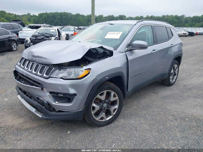 2017 JEEP COMPASS auction photo 2