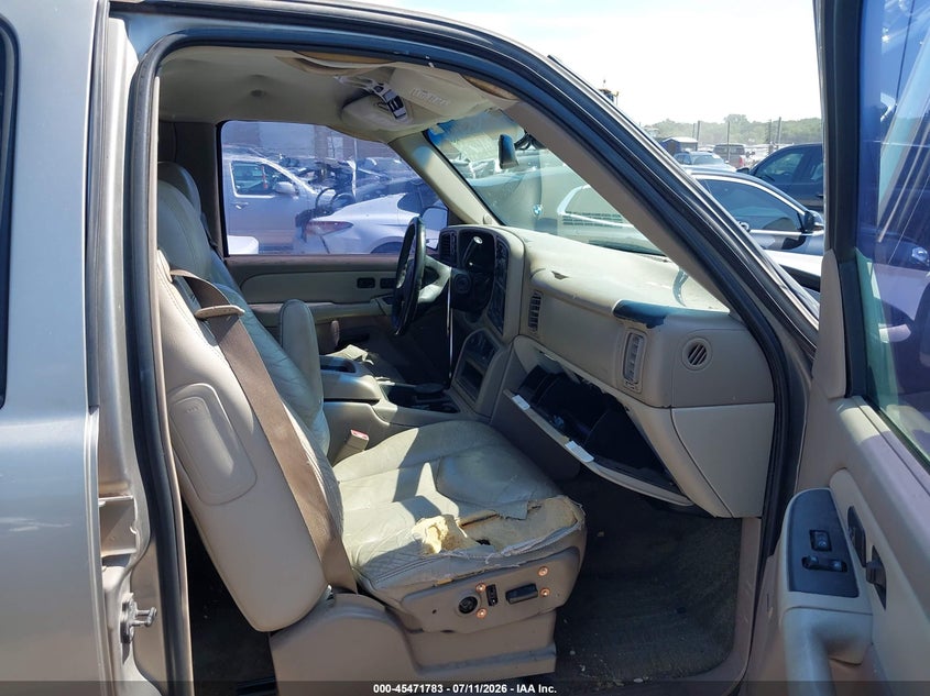 CHEVROLET SUBURBAN 1500 2003 VIN 3GNFK16Z63G119890