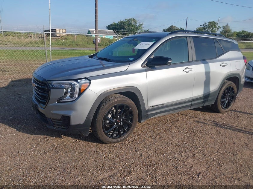 2024 GMC Terrain, Engine Damage, IAAI, VIN 3GKALMEGXRL391462 — photo 2