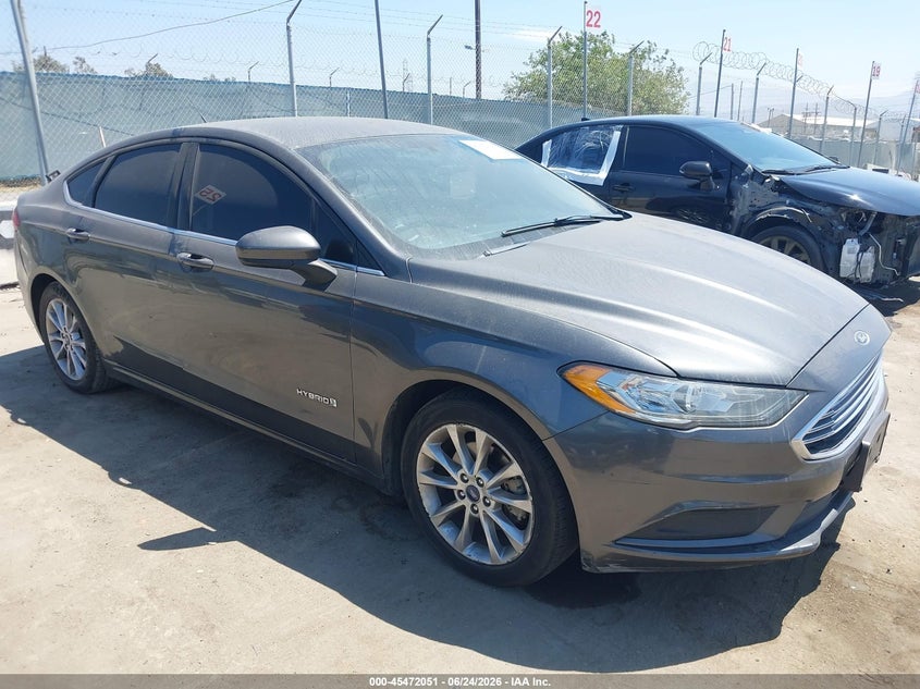 Vin: 3fa6p0lu1hr286155, lot: 45970188, ford fusion hybrid se 2017 img_1