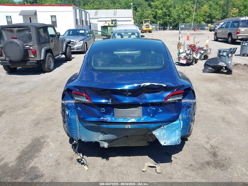 2022 Tesla Model 3 Rear-Wheel Drive VIN: 5YJ3E1EA4NF188388 Lot: 45472239