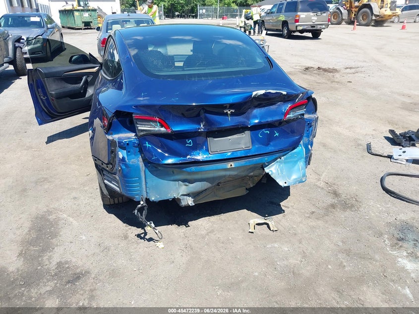 2022 Tesla Model 3 Rear-Wheel Drive VIN: 5YJ3E1EA4NF188388 Lot: 45472239
