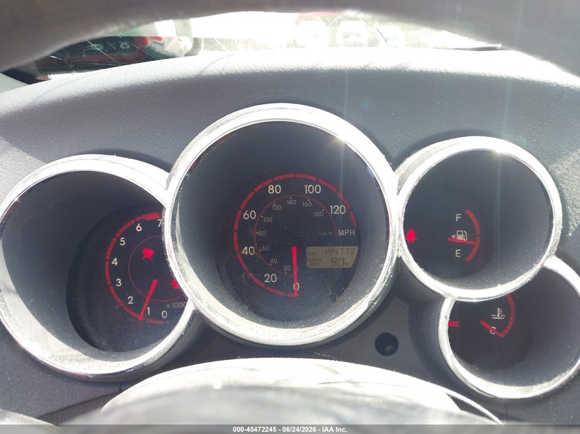 2004 PONTIAC VIBE auction photo 7