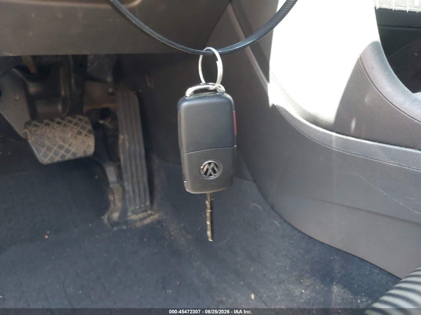 2016 Volkswagen Beetle 1.8T Se VIN: 3VWJ17ATXGM616960 Lot: 45472307