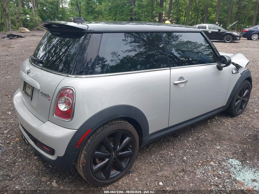 Vin: wmwsv3c5xdt393266, lot: 45970531, mini hardtop cooper s 20134