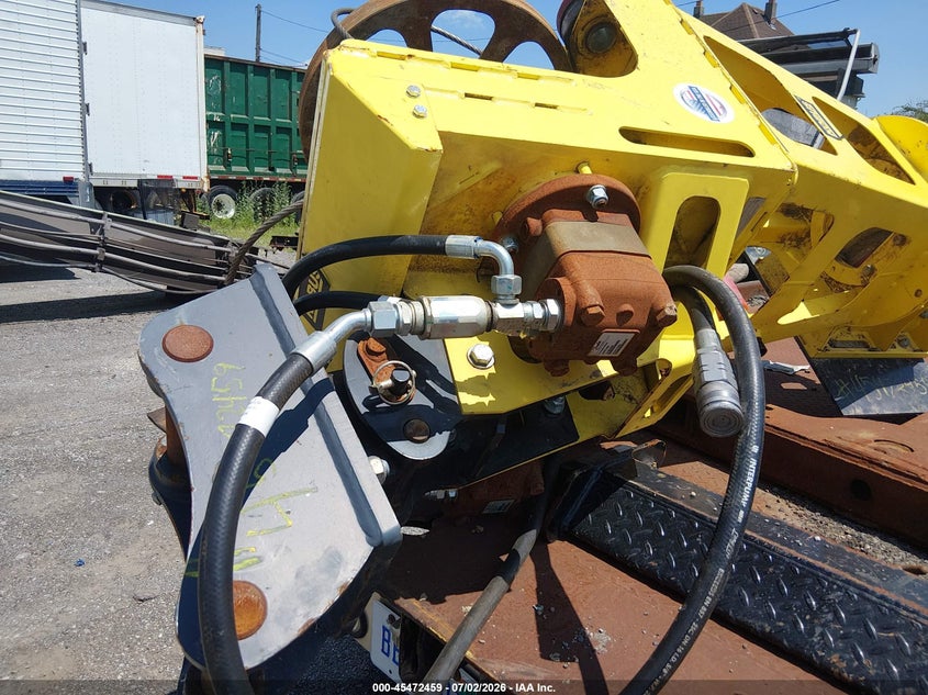 2024 * KOBUS KPP400 PIPE PULLER auction photo 4