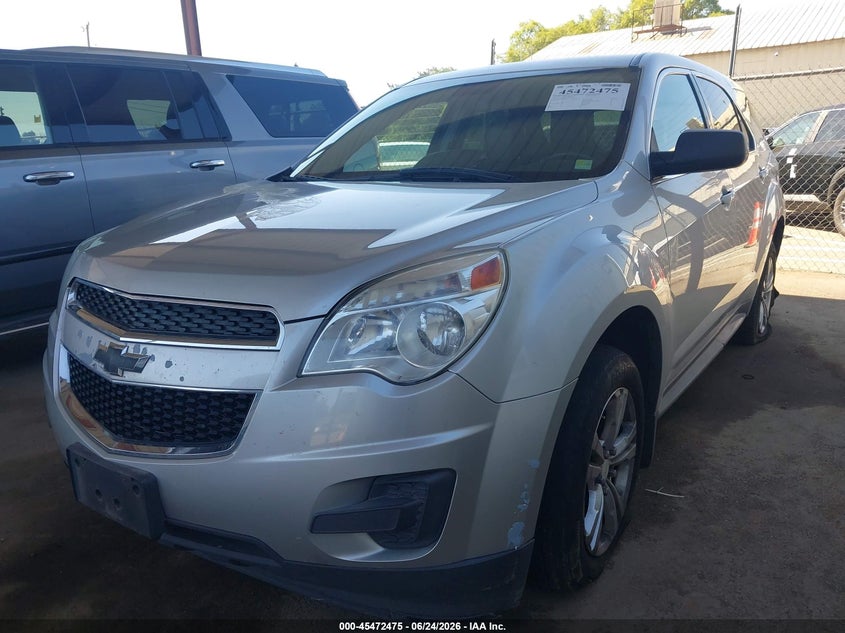2013 Chevrolet Equinox, Vandalized, IAAI, VIN 2GNALBEK6D1243833 — photo 2