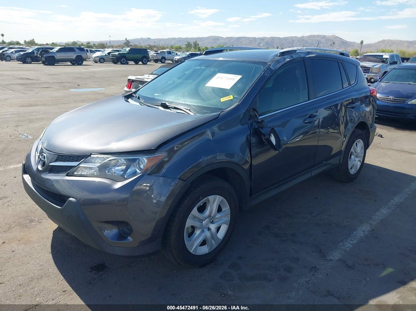 2015 Toyota RAV 4, Rollover, IAAI, VIN JTMZFREV3FJ050389 — photo 2