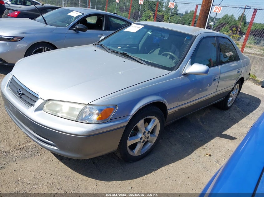 2001 Toyota Camry Le JT2BG22K210542435 photo 1