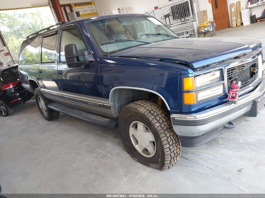 1999 GMC SUBURBAN auction photo 1