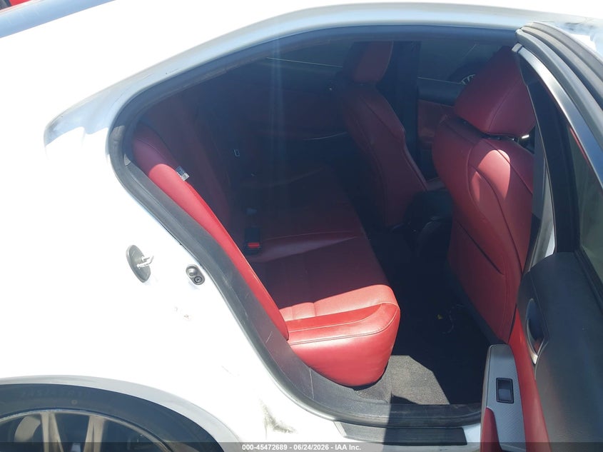 2018 LEXUS IS 300 auction photo 8