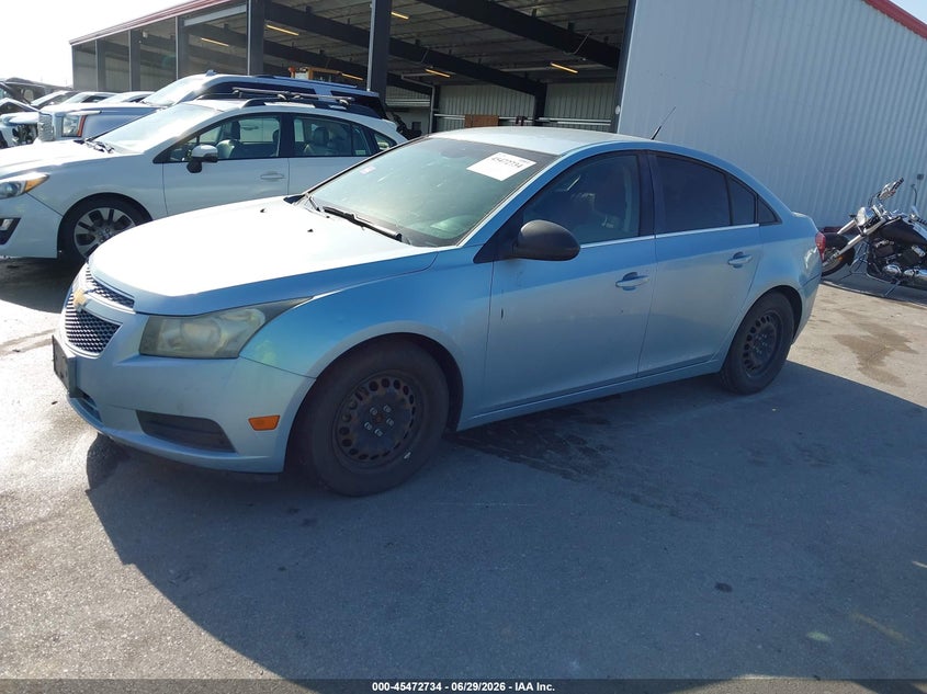2011 CHEVROLET CRUZE auction photo 2