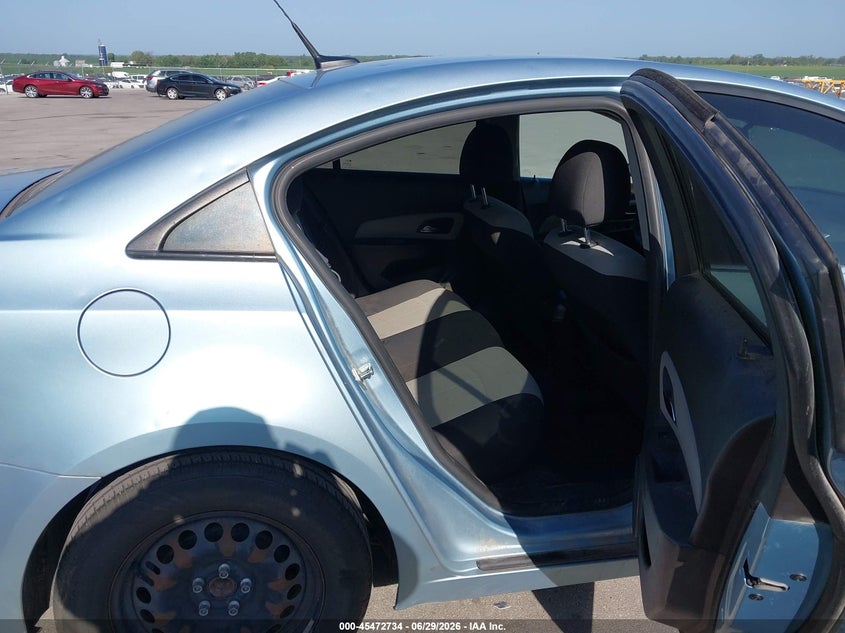 2011 CHEVROLET CRUZE auction photo 8