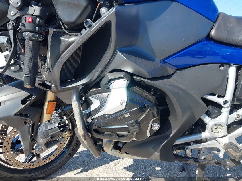 2022 BMW R 1250 Rt VIN: WB10L0301N6F15760 Lot: 45472737