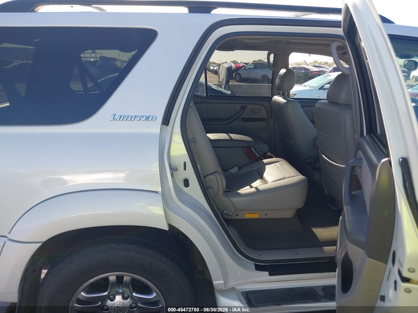 2006 Toyota Sequoia Limited V8 VIN: 5TDBT48A66S266102 Lot: 45472750
