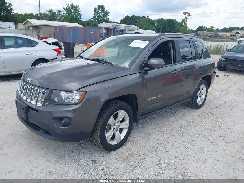 2017 JEEP COMPASS auction photo 2