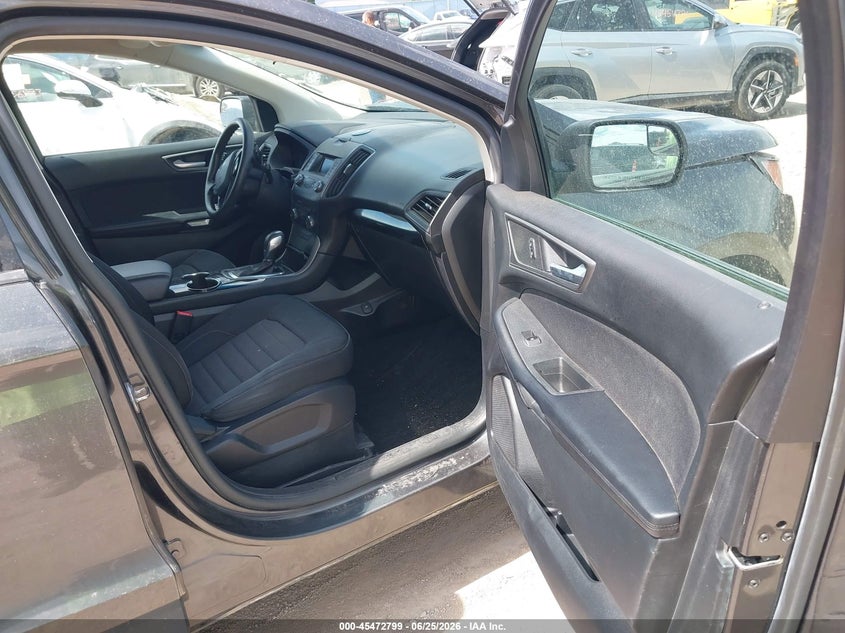 2015 FORD EDGE auction photo 5