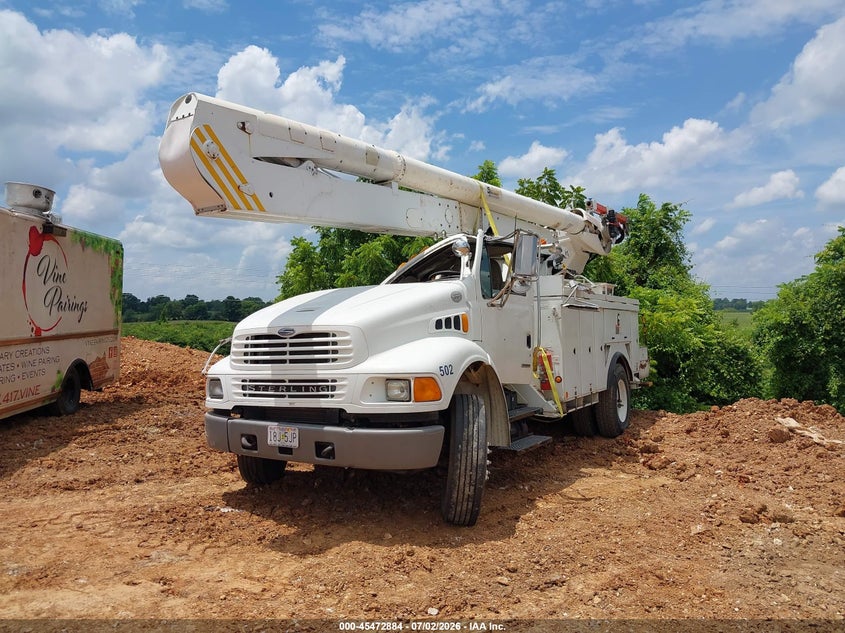 2009 STERLING TRUCK ACTERRA auction photo 2