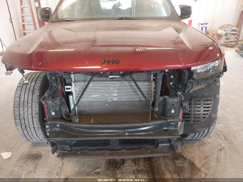 2023 JEEP GRAND CHEROKEE auction photo 6
